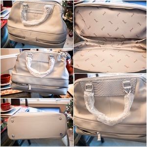 Jewell by Thirty-One Zipper Bottom Satchel